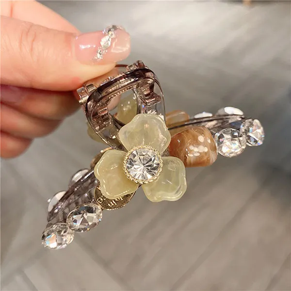 Kẹp Tóc Nữ Meri Blossom Charm HC140 Màu Xám