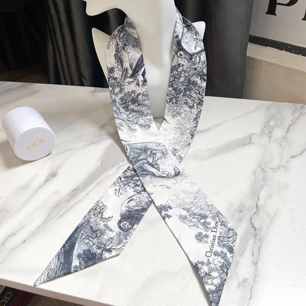 Khăn Dior Toile De Jouy Sauvage Mitzah Scarf Silk Màu Xanh Navy