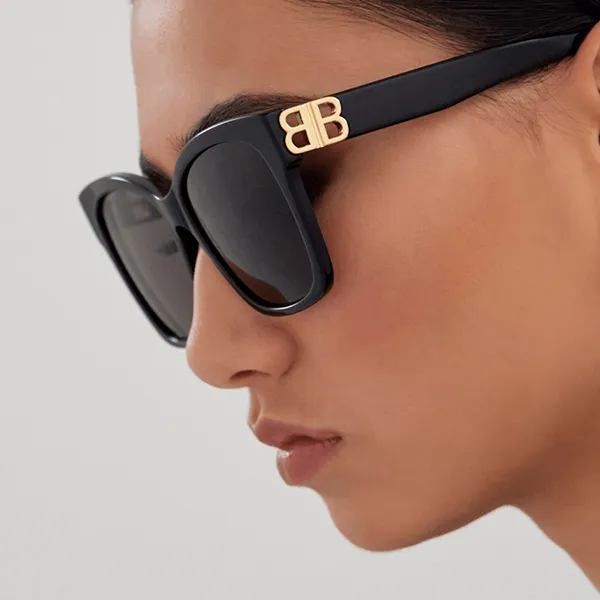 Kính Mát Nữ Balenciaga BB0102SA 001 Sunglasses Màu Đen Xám
