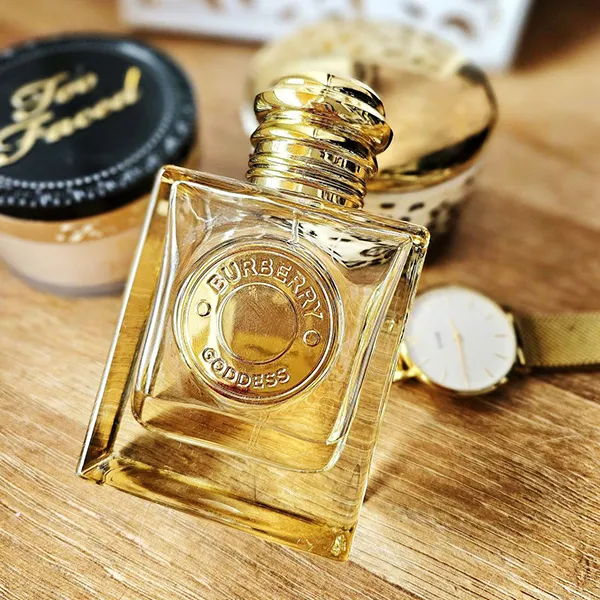 Nước Hoa Nữ Burberry Goddess EDP 50ml