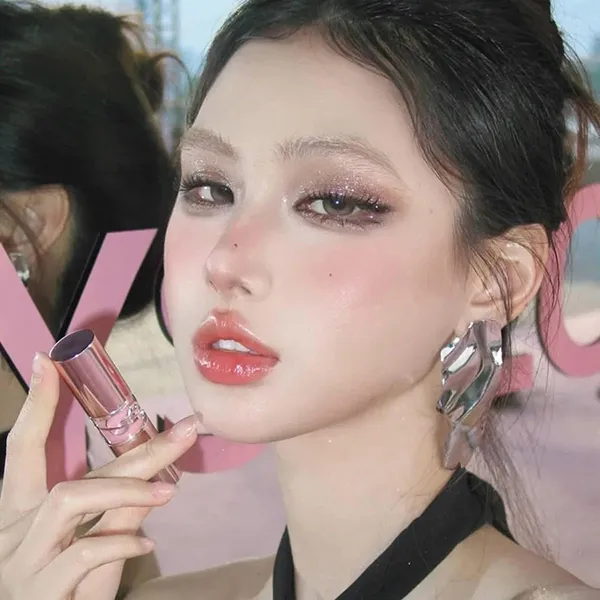 Son Dưỡng YSL Yves Saint Laurent Loveshine Candy Glow 7B Nude Pleasure Màu Cam Đất Nude