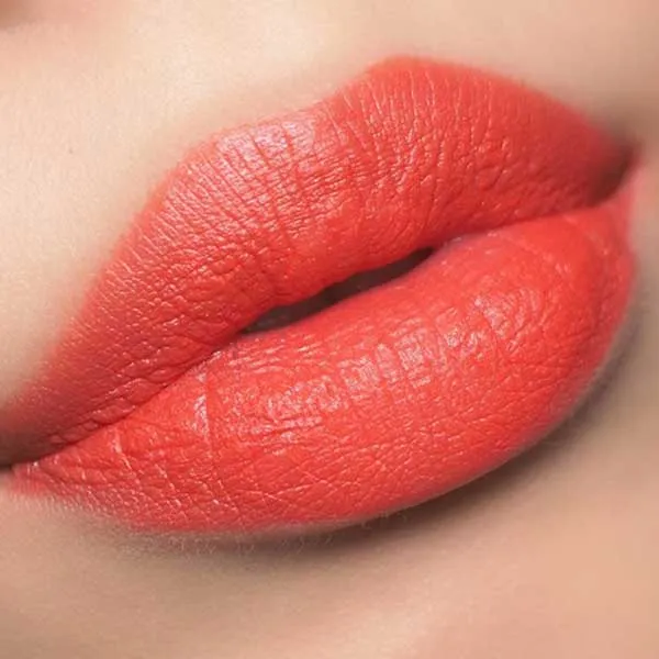 Son Lì Mac Powder Kiss Lipstick 702 Dangerous Màu Đỏ Cam
