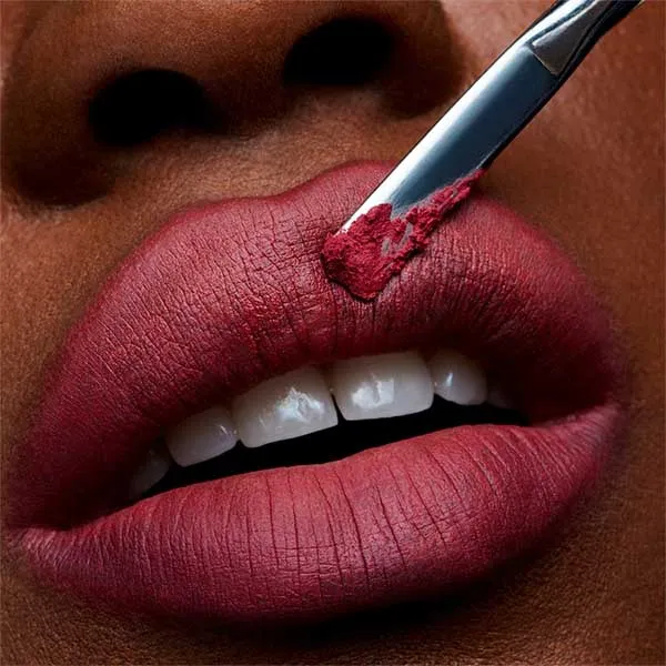 Son Lì Mac Powder Kiss Lipstick 923 Stay Curious Màu Hồng Khô
