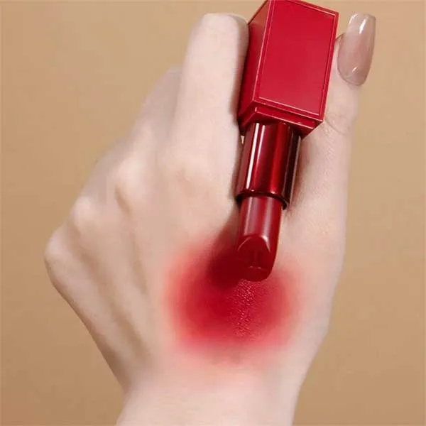 Son Lì Tom Ford TF Lip Color Matte 16 Scarlet Rouge Màu Đỏ Thuần