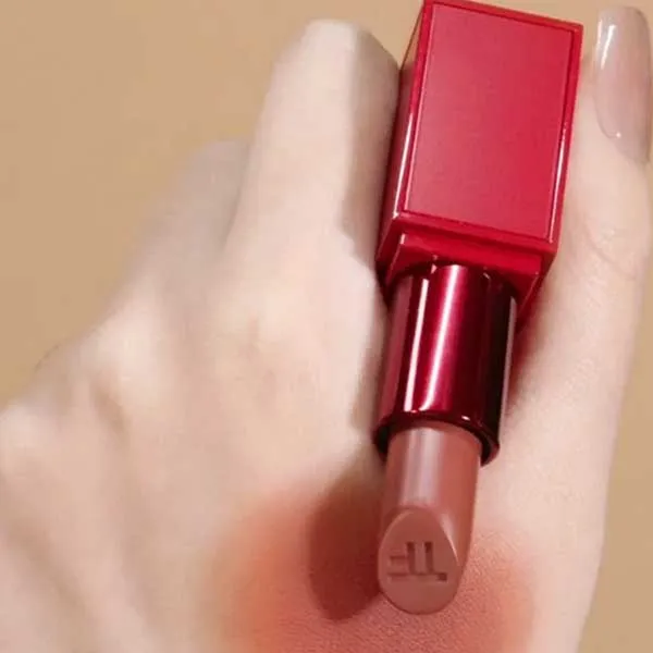 Son Lì Tom Ford TF Matte 100 Limited Màu Đỏ Đất