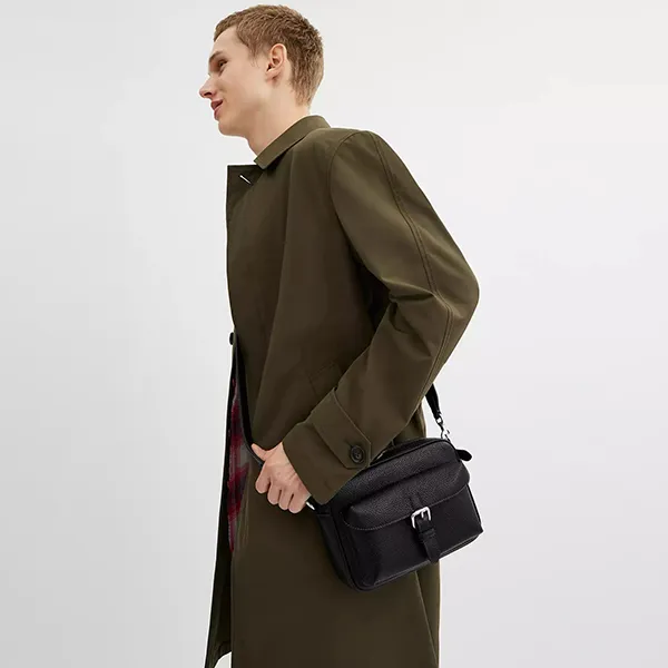 Túi Đeo Chéo Nam Coach Warner Crossbody Bag CW218 Màu Đen