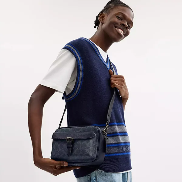 Túi Đeo Chéo Nam Coach Warner Crossbody Bag In Signature Canvas CW217 Màu Xanh Navy