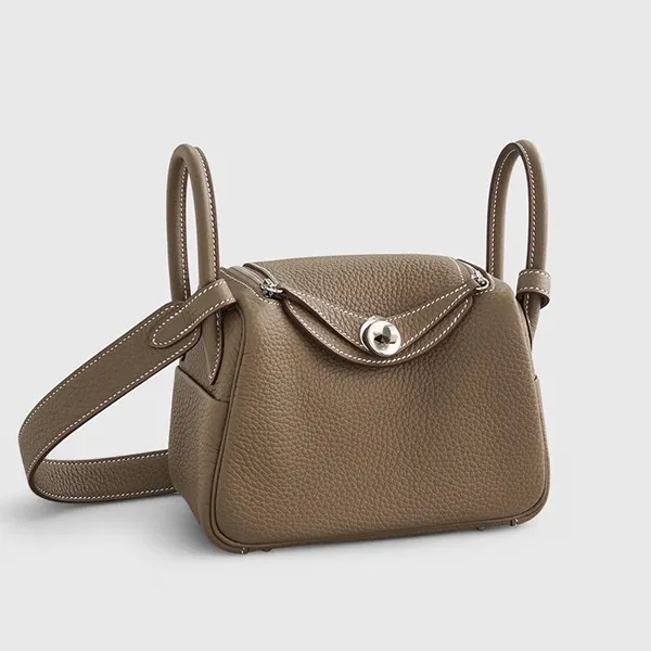 Túi Đeo Chéo Nữ Hermès Lindy 20 Clemence Leather Crossbody Bag Màu Nâu
