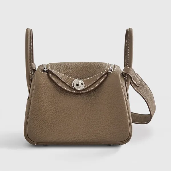 Túi Đeo Chéo Nữ Hermès Lindy 20 Clemence Leather Crossbody Bag Màu Nâu