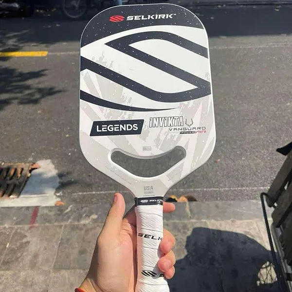 Vợt Pickleball Selkirk Vanguard Power Air Invikta Legends Màu Đen Trắng