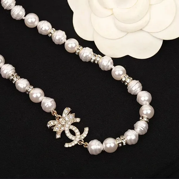 Dây Chuyền Nữ Chanel CC Necklace Choker Màu Trắng - Trang sức - Vua Hàng Hiệu