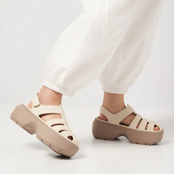 Giày Crocs Nữ Stomp Fisherman Woman Sandal - Cream Almond Tint, Lightweight Flexible 360-Degree Comfort Màu Kem Size 36 - Dép - Vua Hàng Hiệu
