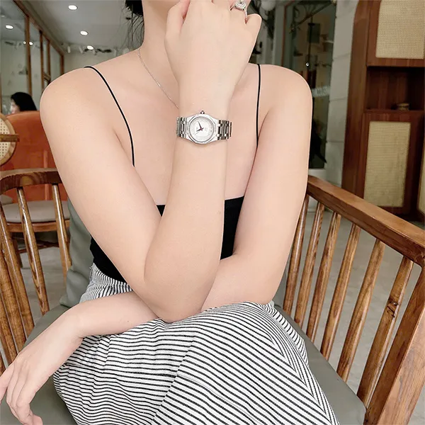 Đồng Hồ Nữ Kemil Melania SS 2025 Màu Bạc