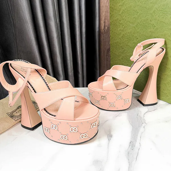 Giày Cao Gót Nữ Gucci Sandal With Interlocking G Studs Màu Hồng Nude Size 37.5