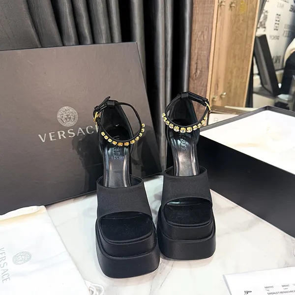 Giày Cao Gót Nữ Versace Women Medusa Aevitas Platform Sandals Black Màu Đen Size 38 - Giày - Vua Hàng Hiệu