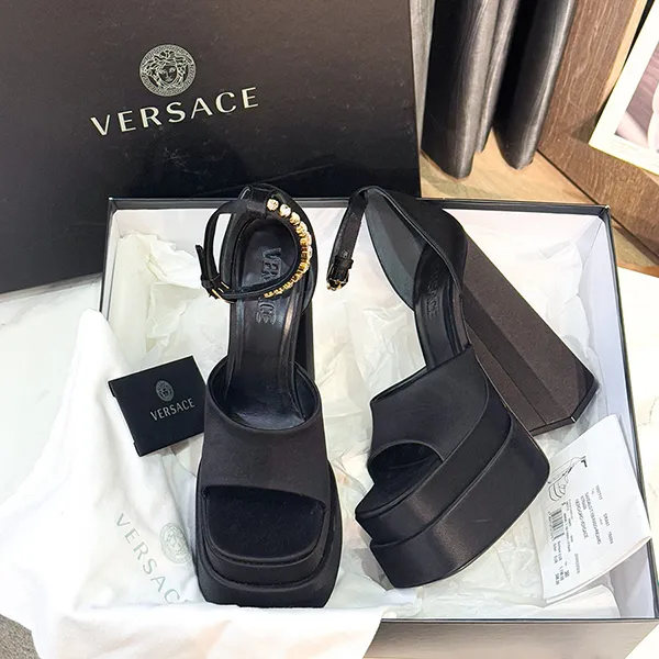 Giày Cao Gót Nữ Versace Women Medusa Aevitas Platform Sandals Black Màu Đen Size 38 - Giày - Vua Hàng Hiệu