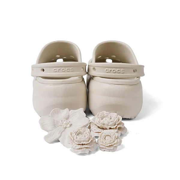 Giày Nữ Crocs Classic Platform Bouquet Woman Sandal Almond Tint, Lightweight Flexible 360-degree Comfort Màu Kem Size 35 - Giày - Vua Hàng Hiệu