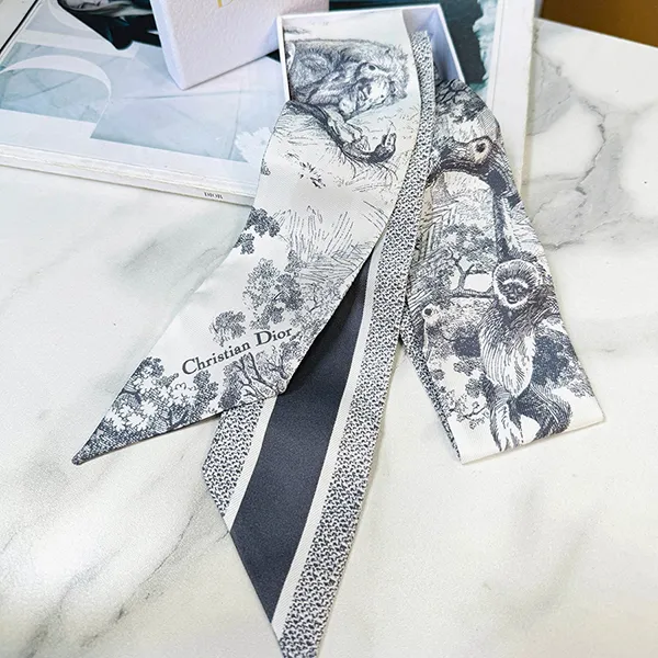 Khăn Nữ Dior Toile De Jouy Sauvage Mitzah Scarf Silk Màu Xanh Họa Tiết - Thời trang - Vua Hàng Hiệu