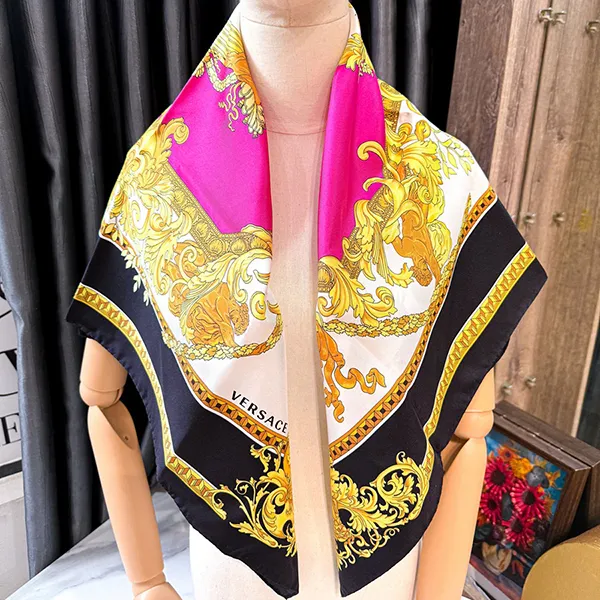 Khăn Nữ Versace Jeans Couture Baroque Pattern Print Silk Scarf In Pink/ Black Phối Màu - Thời trang - Vua Hàng Hiệu