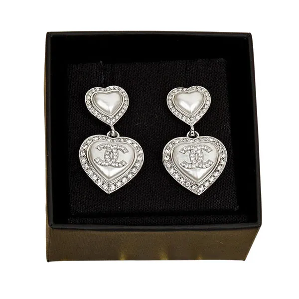 Khuyên Tai Nữ Chanel Double Heart Cc Diamonds Silver Earrings Màu Bạc - Trang sức - Vua Hàng Hiệu