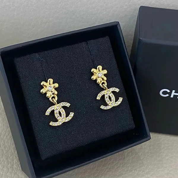 Khuyên Tai Nữ Chanel Flower CC Màu Vàng - Trang sức - Vua Hàng Hiệu