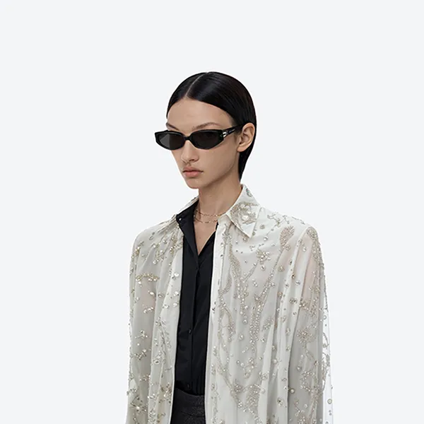 Kính Mát Nữ Gentle Monster Devon 01 Modern Cat-Eye Sunglasses In Black Màu Đen - Kính mắt - Vua Hàng Hiệu