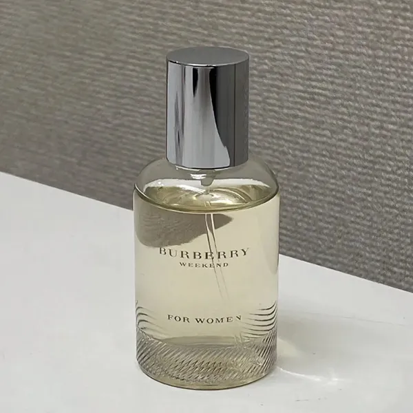 Nước Hoa Nữ Burberry Weekend Eau De Parfum (EDP) 50ml