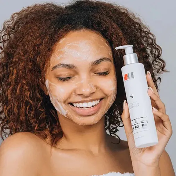 Sữa Rửa Mặt Ds Laboratories Advanced Purifying Cleanser 200ml