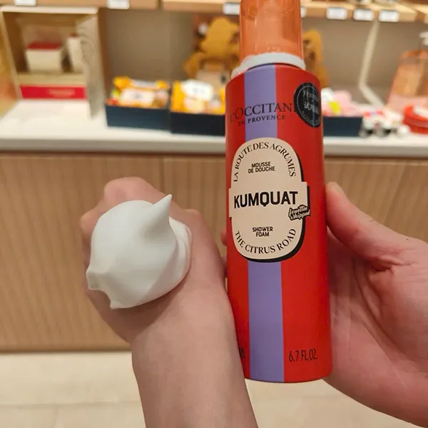 Sữa Tắm Tạo Bọt L'Occitane Kumquat Shower Foam 200ml - Mỹ phẩm - Vua Hàng Hiệu