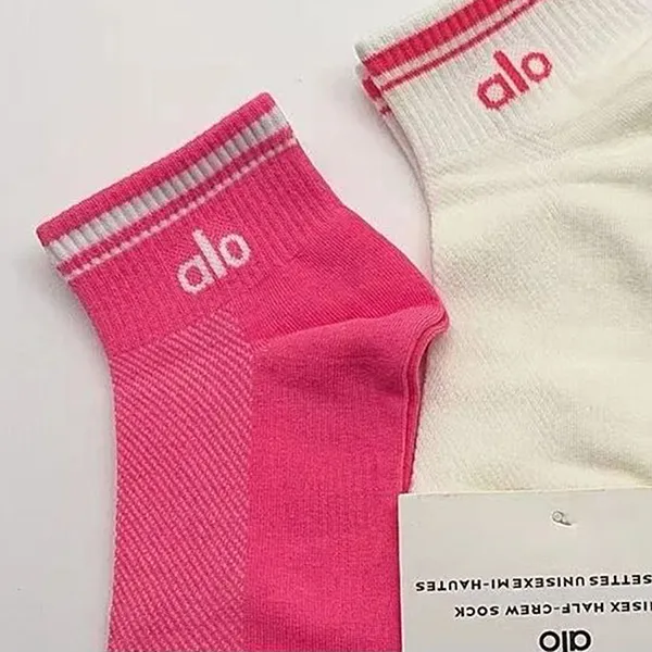 Tất Unisex Alo Yoga Half-Crew Throwback Sock Dark Pink Màu Hồng Đậm Freesize - Thời trang - Vua Hàng Hiệu