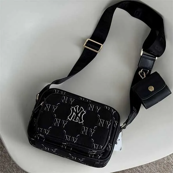 Túi Đeo Chéo MLB New York Yankees Crossbody Bag 7ACRMDH5N-50BKS Màu Đen - Túi xách - Vua Hàng Hiệu