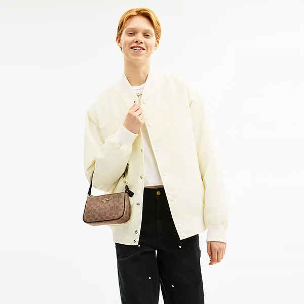 Túi Đeo Vai Coach Nolita 19 In Signature Canvas CW426 Im/ Tan/ Black Màu Nâu Be