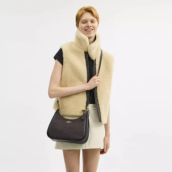 Túi Đeo Vai Nữ Coach Teri Hobo In Signature Canvas Bag CV940 Màu Nâu Đen