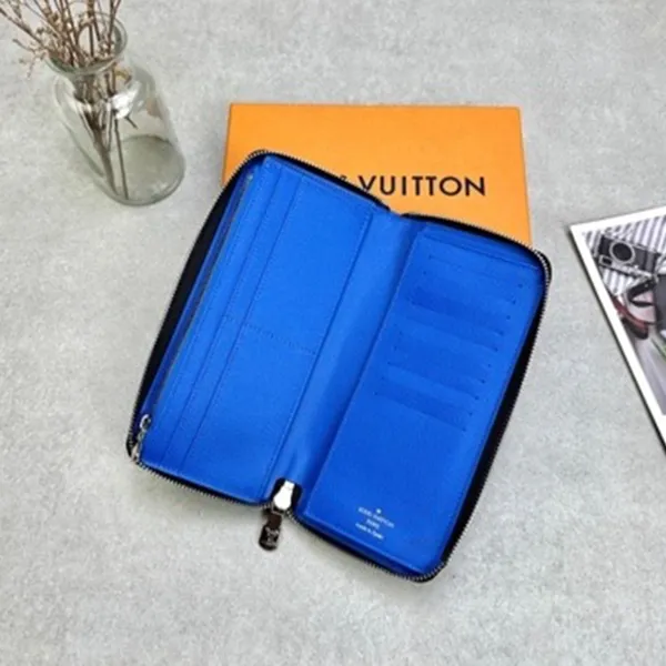Ví Nam Louis Vuitton LV Vertical Taiga Zippy Bicolour Brazza Wallet Màu Đen Viền Xanh