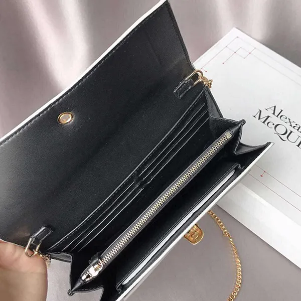 Ví Nữ Alexander Mcqueen Skull Patent Leather Wallet On Chain Màu Trắng - Túi xách - Vua Hàng Hiệu