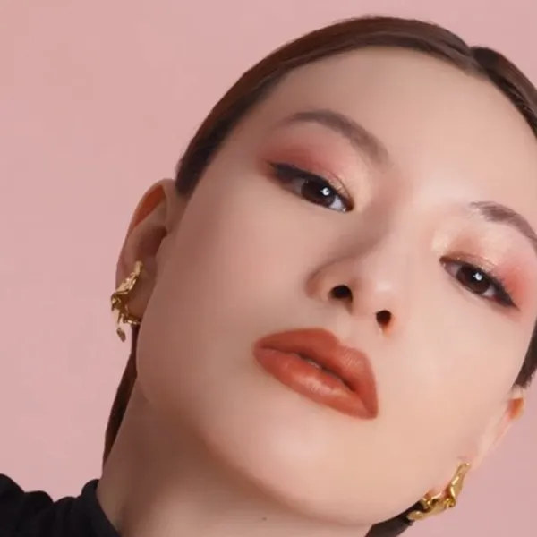 Son Yves Saint Laurent YSL The Inks Vinyl Cream #442 Cuppuccino Kiss Màu Cam Cháy