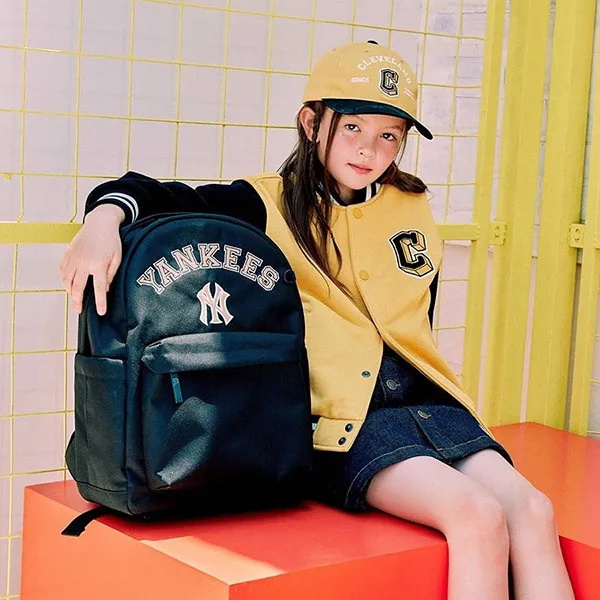 Balo Trẻ Em MLB Varsity New York Yankees Black 7ABKBV13N-50BKS Màu Đen