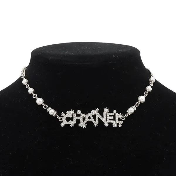 Dây Chuyền Nữ Chanel Logo F23P, GP x Rhinestone Màu Bạc
