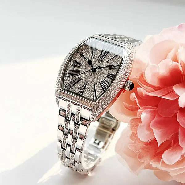 Đồng Hồ Nữ Kemil Lily KM2205-VT-T Silver Tone Màu Bạc
