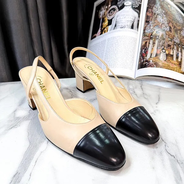 Giày Cao Gót Nữ Chanel Leather CC Slingback Sandals Black/ Beige Màu Be Đen Size 37.5
