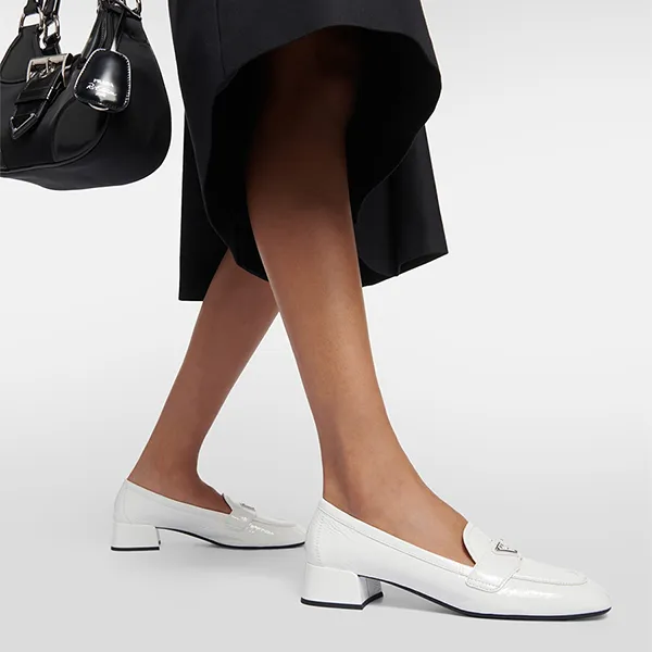 Giày Cao Gót Nữ Prada Logo Leather Loafer Pumps Elegant Màu Trắng Size 37.5