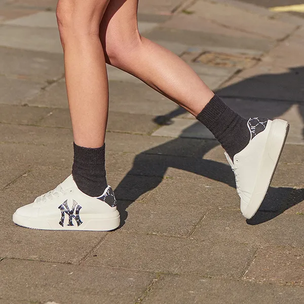 Giày Thể Thao MLB Chunky Classic Heel Dia Monogram NY Yankees 3ASXAM82N-50BKS Màu Trắng Đen Size 36.5