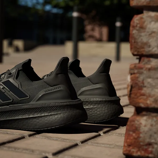 Giày Thể Thao Nam Adidas Ultraboost 5 ID8812 Màu Đen Size 40.5