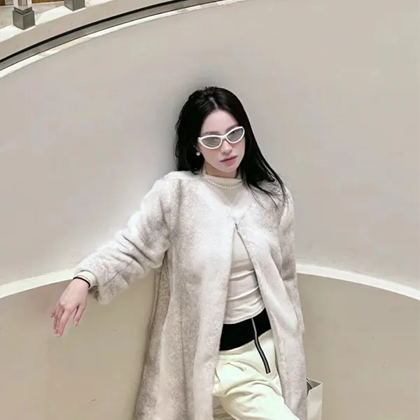 Kính Mát Gentle Monster GM Sugar Buff W3 Sunglasses Màu Trắng