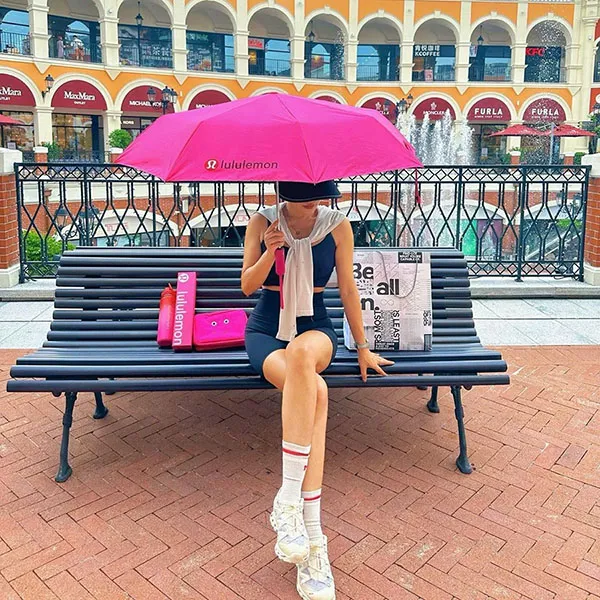 Ô Lululemon UV Protectioin Umbrealla Pink Durable & Waterproof Fabric SPF50++ Màu Hồng