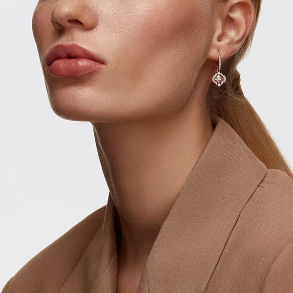Set Dây Chuyền Và Khuyên Tai Nữ Swarovski Una Necklace Sparkling Dance Clover And Earrings Rose Gold Màu Vàng Hồng