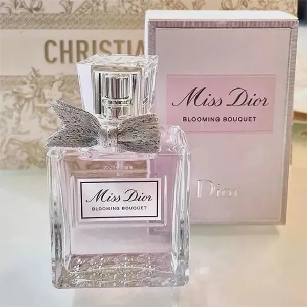 Set Nước Hoa Dior Miss Dior Blooming Bouquet 5 Món