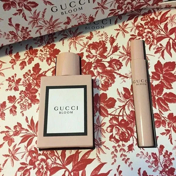 Set Nước Hoa Nữ Gucci Bloom EDP (100ml + Mini 7.4ml)