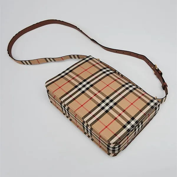 Túi Đeo Chéo Nữ Burberry Vintage Check Canvas Medium D-Ring Crossbody Bag Màu Nâu