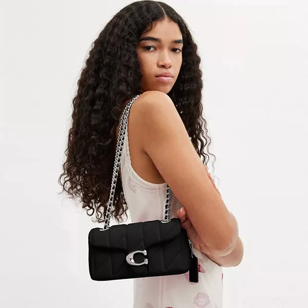 Túi Đeo Vai Nữ Coach Tabby Shoulder Bag 20 With Pillow Quilting Màu Đen